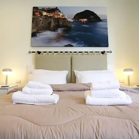 Casa Toledo - Piazza Municipio Luma * Napoli