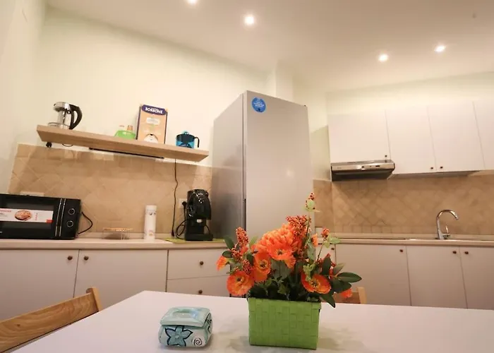 Casa Toledo - Piazza Municipio Luma Napoli