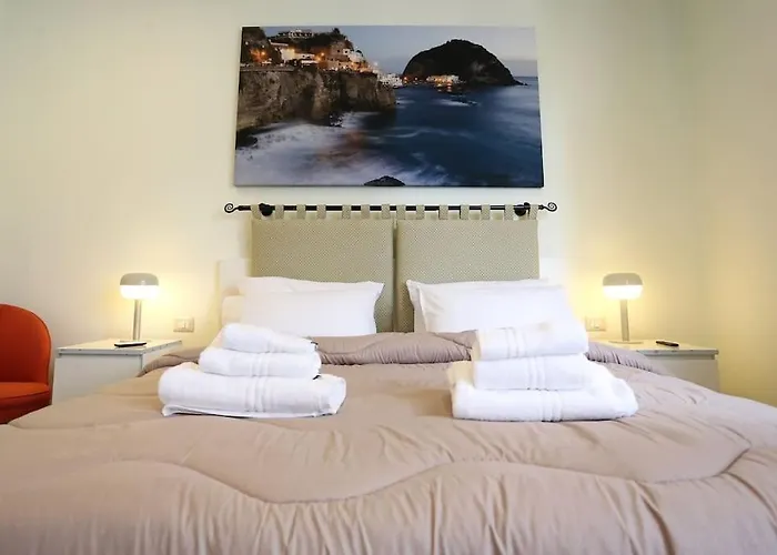 Casa Toledo - Piazza Municipio Luma * Napoli